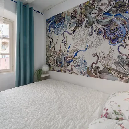 Apartment Bianco&rosa *